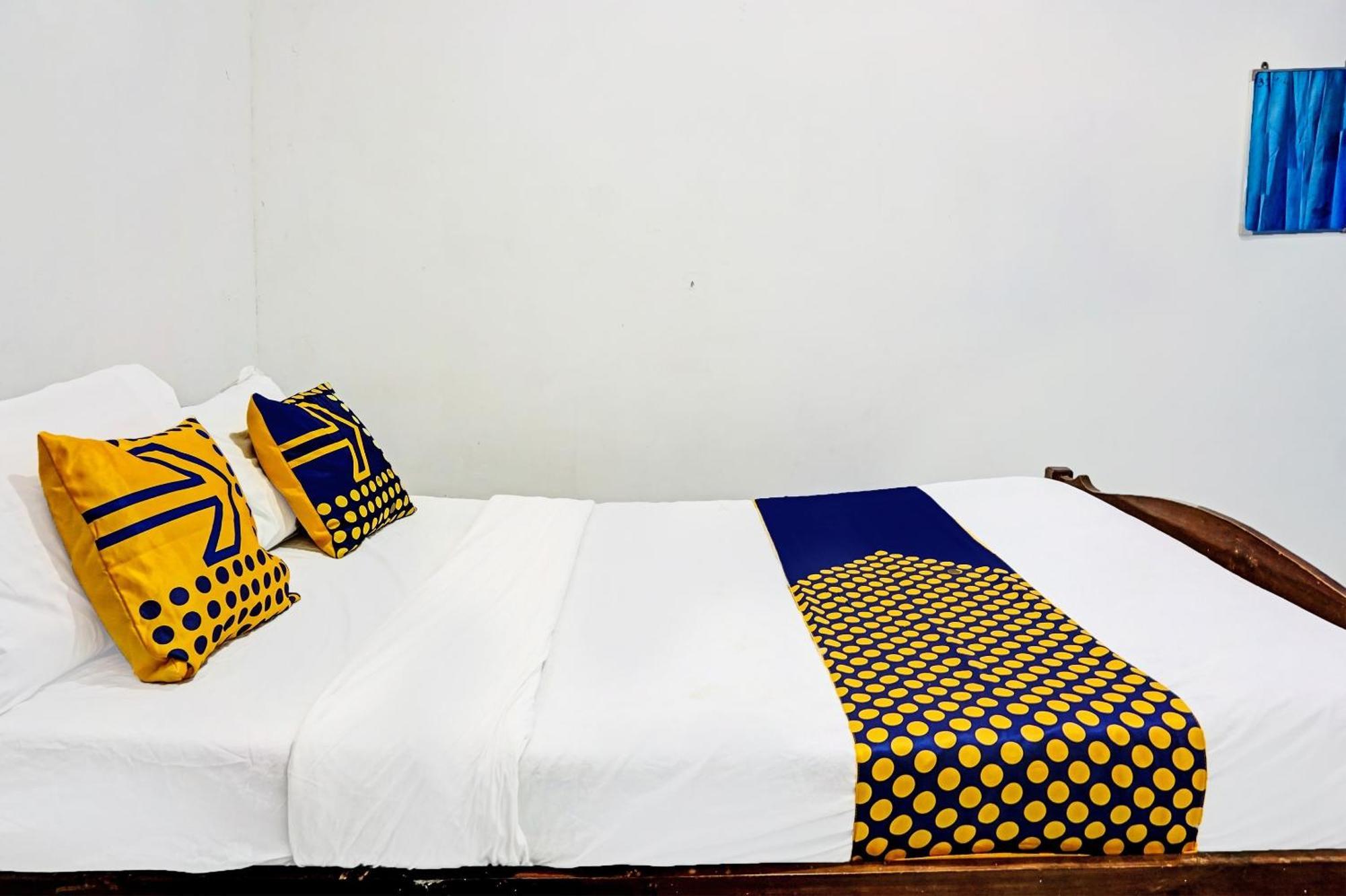 Hotel Oyo Life 91896 Kost Bu Dewi Syariah Pasuruan Zewnętrze zdjęcie