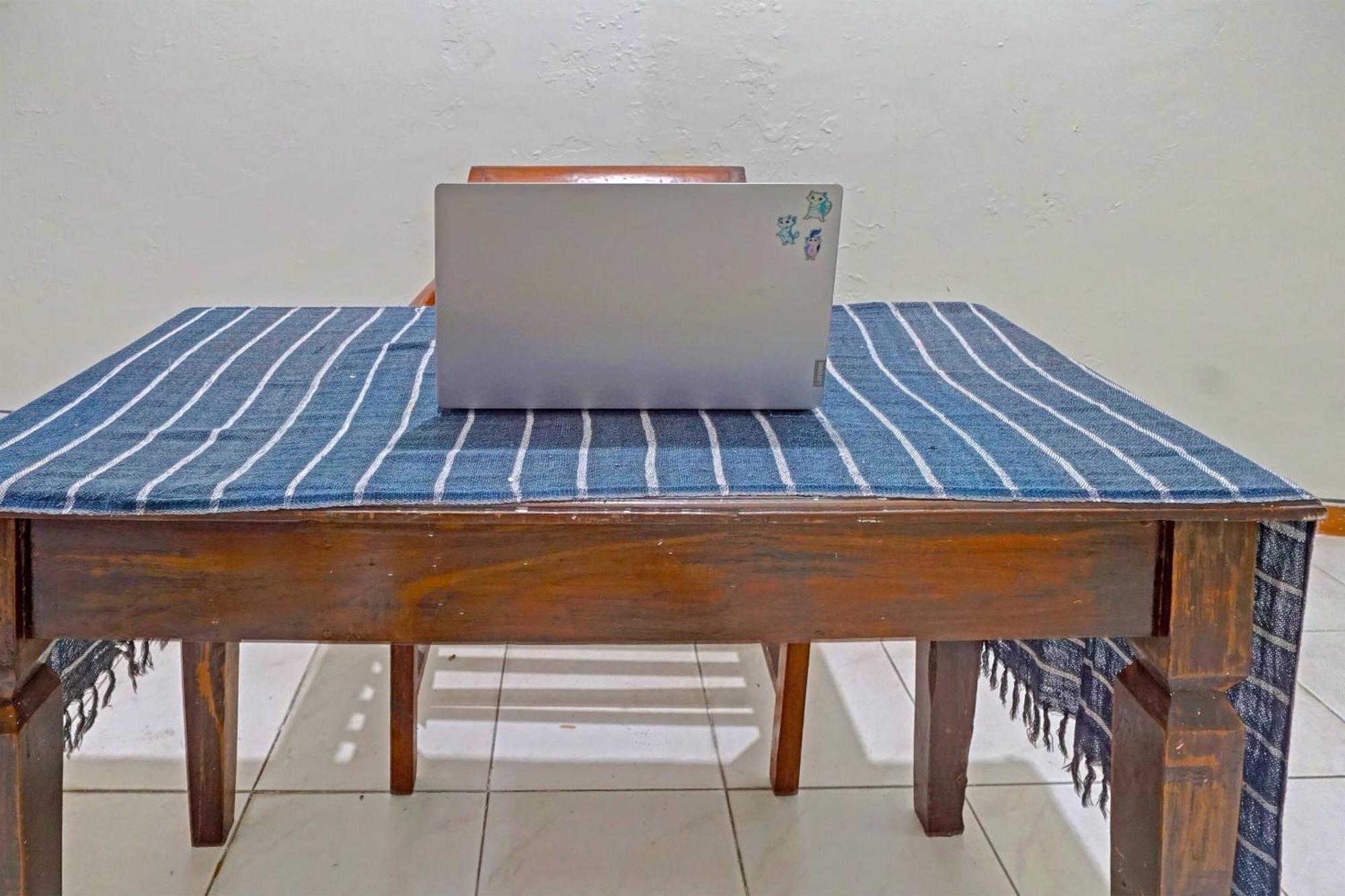 Hotel Oyo Life 91896 Kost Bu Dewi Syariah Pasuruan Zewnętrze zdjęcie